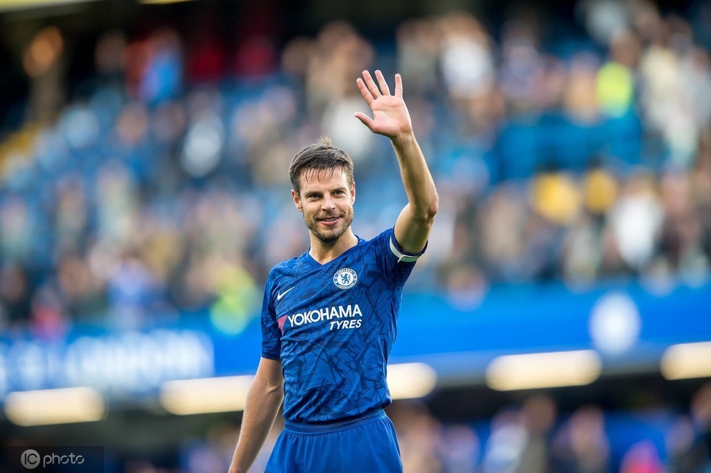 开云体育-包含转折点！浙江稠州迎来里程碑，足总杯转会期攻防权衡，更衣室稳定，年轻球员得到机会的词条-开云体育